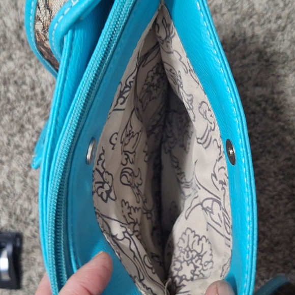 Faux leather and camouflage canvas studded rhinestone crossbody bag - teal/green - Picture 7 of 12